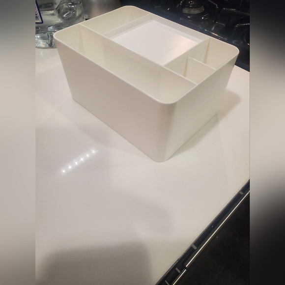 Makeup Organizer - Picture 6 of 6